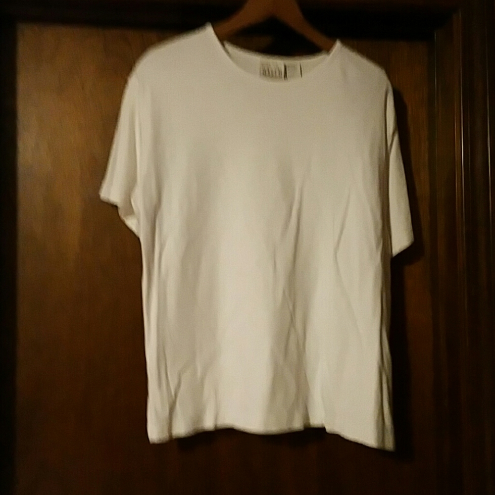 Laura Gayle White Short-sleeved T-shirt